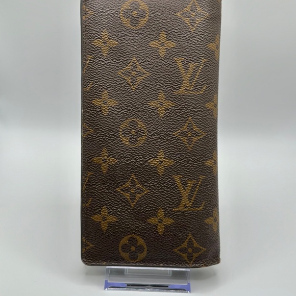 Louis Vuitton Monogram Brazza Wallet Unisex - Picture 2 of 12